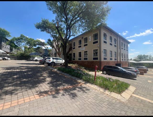 146M² OFFICE TO LET IN MEYERSDAL